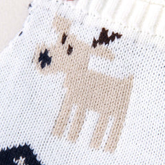 Children's sling Christmas elk jumper with cute elk design knitted in beige and white fabric.