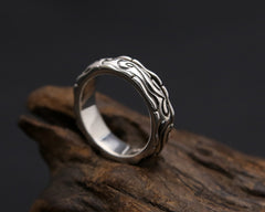 S925 Sterling Silver Jewelry Ring with a unique wavy design, perfect for fashion jewelry enthusiasts.