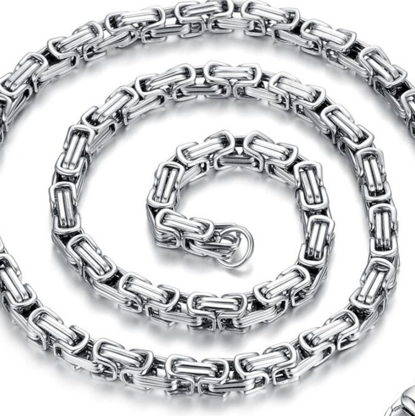 Stainless steel punk Necklace displayed, featuring a stylish, durable design perfect for fashion jewellery enthusiasts.