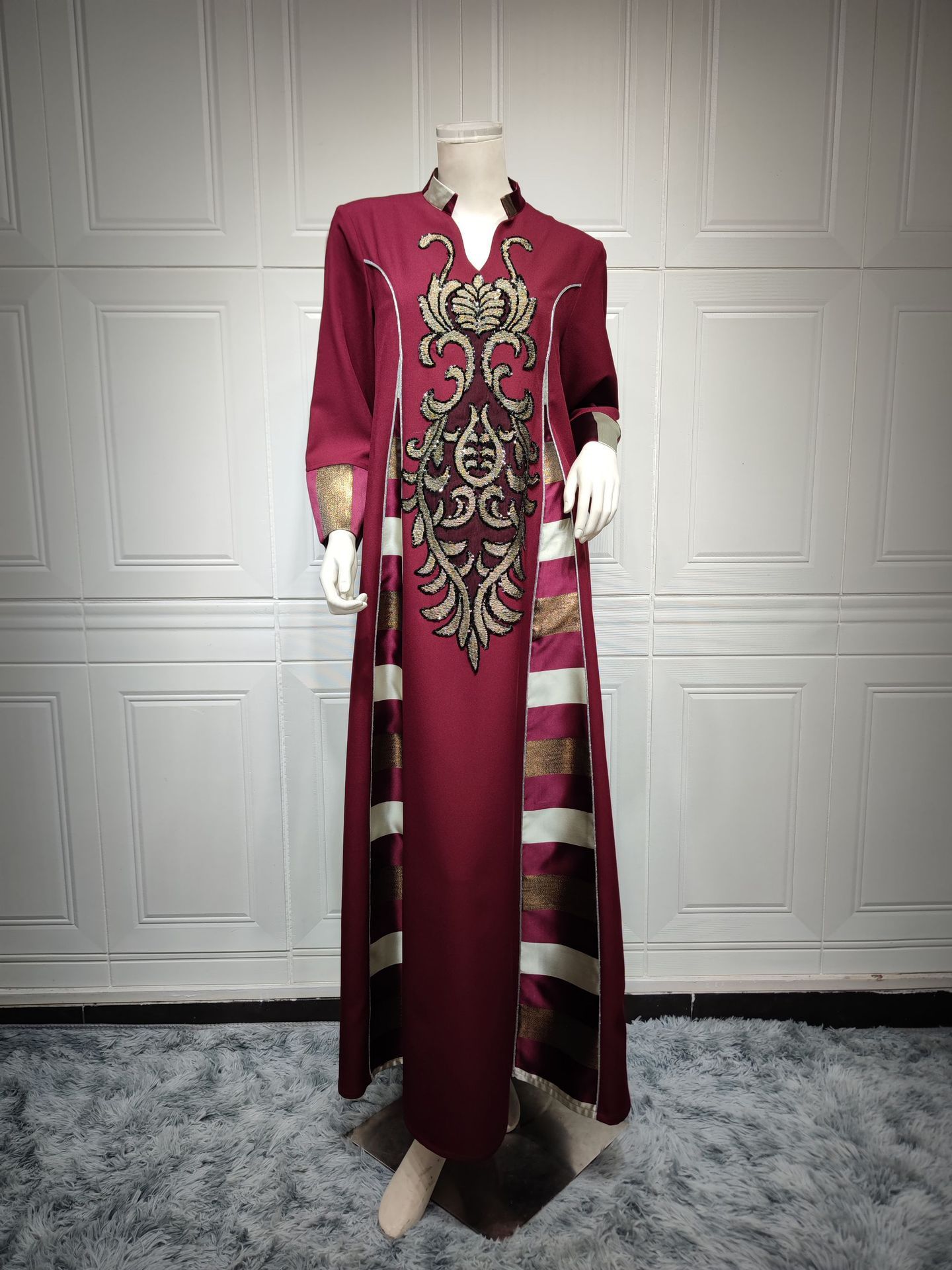 Ladies Fashion Embroidered Long Dress