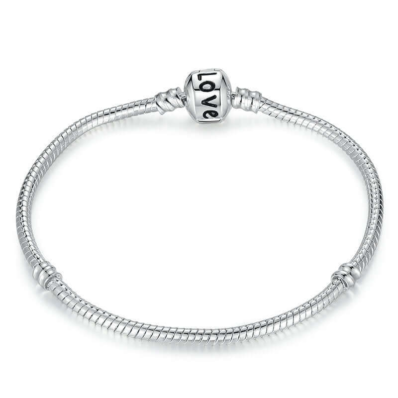 Silver beaded bracelet featuring a stylish love charm, perfect for fashion jewellery and Christmas gifts.