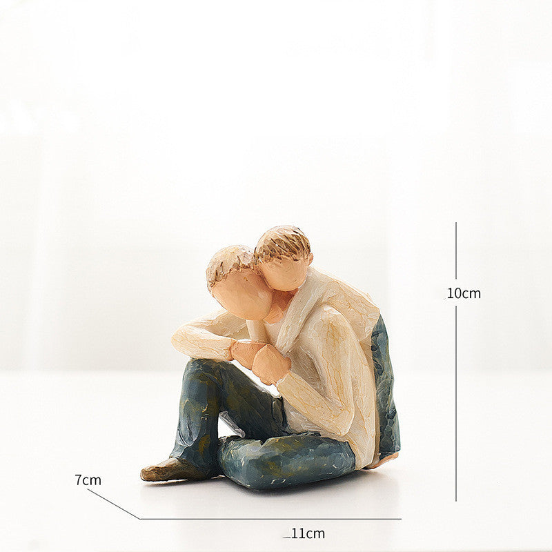 Nordic Style Resin Decoration For A Family Of Three