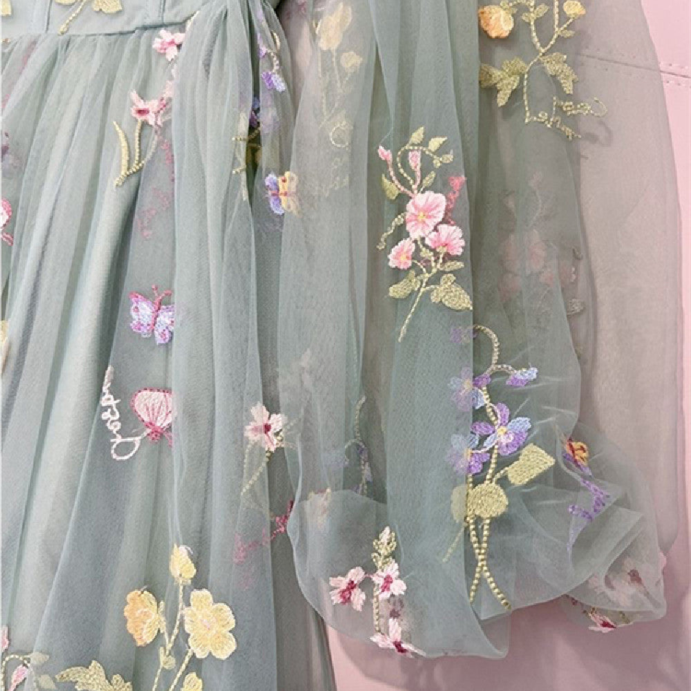 Ladies Embroidered Seaside Holiday Dress