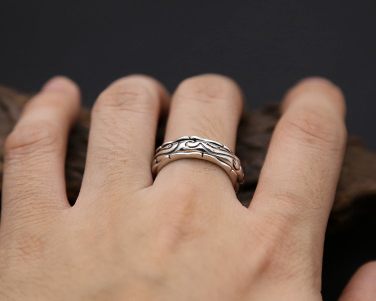 S925 Sterling Silver Jewelry Ring worn on a hand, showcasing detailed retro design perfect for fashion.
