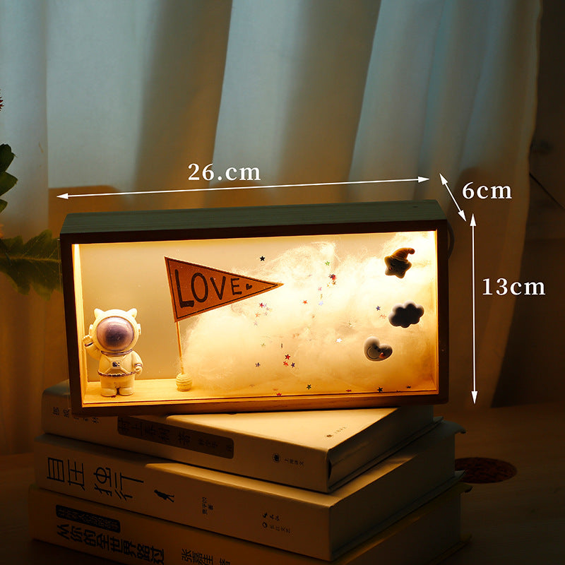 Bedside Night Light Box Astronaut Small Decoration