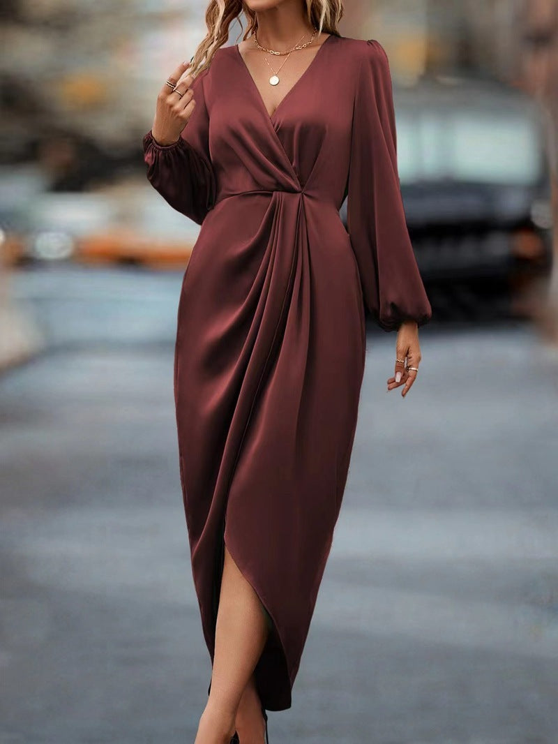 Temperament Pure Color Waist-tight Split V-neck Dress Women in wine red, stylish long sleeve dress on city street.