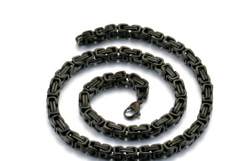 Stainless steel punk Necklace featuring a unique chain design, perfect for fashion jewellery lovers this Christmas.