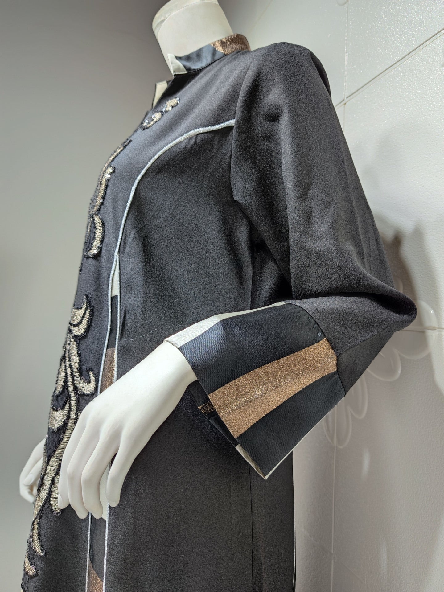 Ladies Fashion Embroidered Long Dress